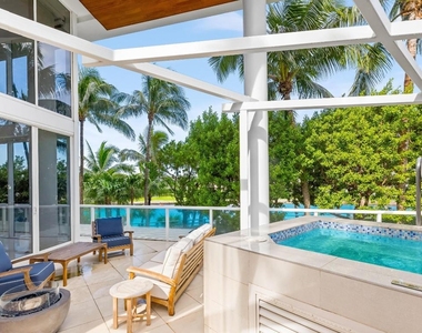 1000 S Ocean Boulevard - Photo Thumbnail 1