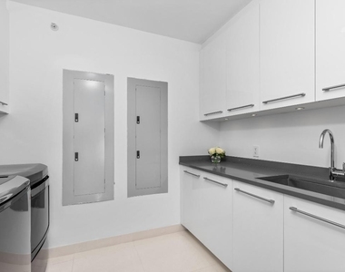 1000 S Ocean Boulevard - Photo Thumbnail 45