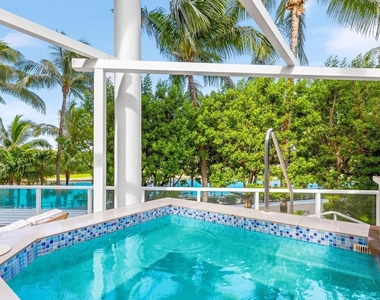 1000 S Ocean Boulevard - Photo Thumbnail 11