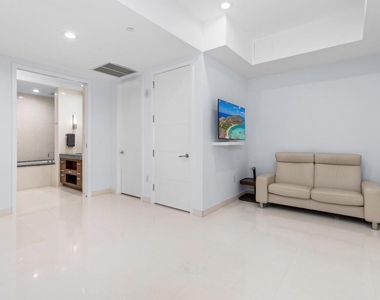 1000 S Ocean Boulevard - Photo Thumbnail 38