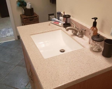 8350 Se Sweetbay Drive - Photo Thumbnail 4