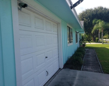 8350 Se Sweetbay Drive - Photo Thumbnail 10