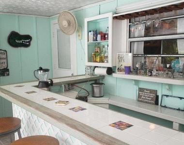 8350 Se Sweetbay Drive - Photo Thumbnail 9