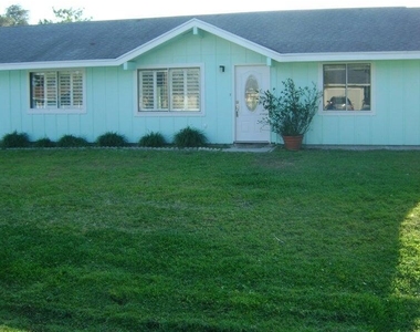 8350 Se Sweetbay Drive - Photo Thumbnail 11