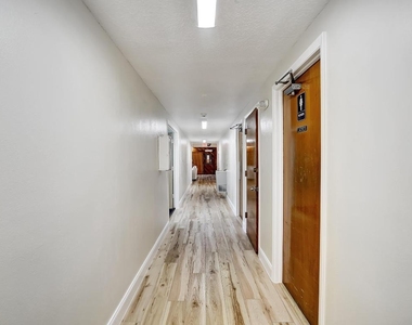14608 Country Side Lane - Photo Thumbnail 28