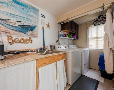 1 Bellmore Avenue - Photo Thumbnail 15