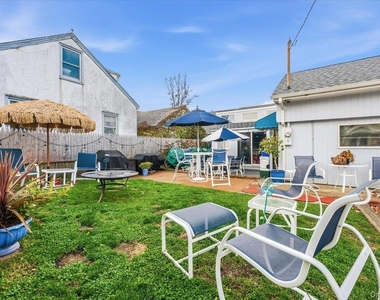 1 Bellmore Avenue - Photo Thumbnail 16