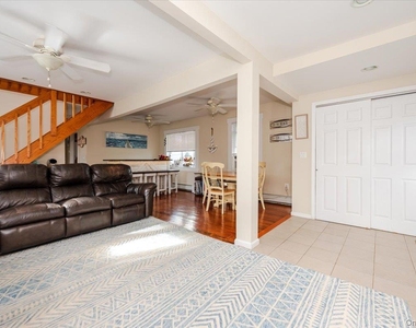 1 Bellmore Avenue - Photo Thumbnail 5
