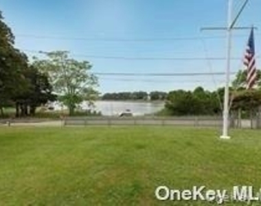20 Clairedale Drive - Photo Thumbnail 2