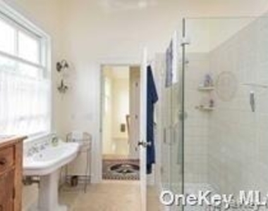 20 Clairedale Drive - Photo Thumbnail 6