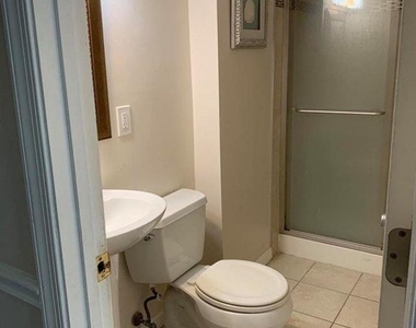 14363 Berkshire Drive - Photo Thumbnail 12