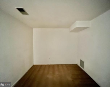17120 Briardale - Photo Thumbnail 23