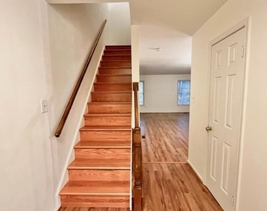 17120 Briardale - Photo Thumbnail 1