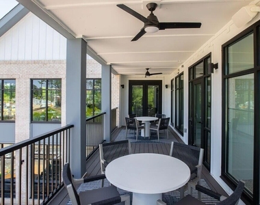 2000 Olivewood Street - Photo Thumbnail 14