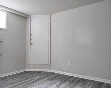 4306 Halley Terrace Place Se - Photo Thumbnail 8