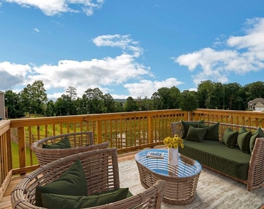 1852 Auburn Road - Photo Thumbnail 11