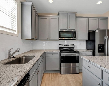 1852 Auburn Road - Photo Thumbnail 10