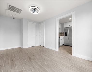 3229 Holman Street - Photo Thumbnail 16