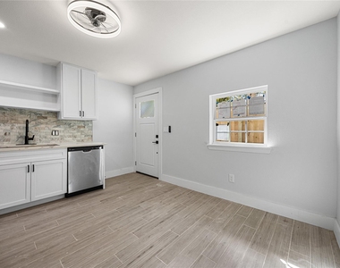 3229 Holman Street - Photo Thumbnail 18