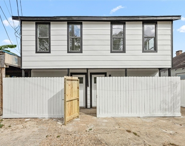 3229 Holman Street - Photo Thumbnail 1