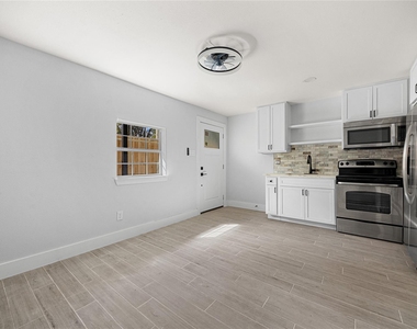 3229 Holman Street - Photo Thumbnail 23