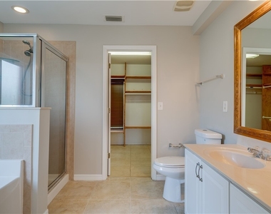 8130 Fountain Mist Boulevard - Photo Thumbnail 16