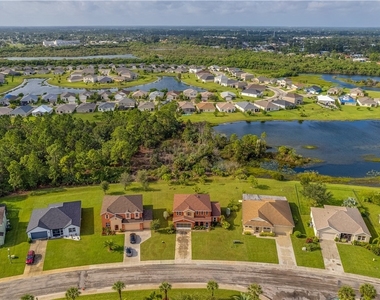 8130 Fountain Mist Boulevard - Photo Thumbnail 30