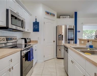 3322 Nw 5th Terrace - Photo Thumbnail 15