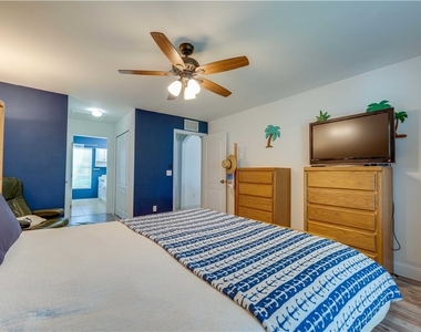 3322 Nw 5th Terrace - Photo Thumbnail 28