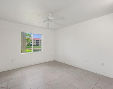 8244 Key Royal Circle - Photo Thumbnail 6