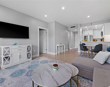 3320 Olympic Drive - Photo Thumbnail 7