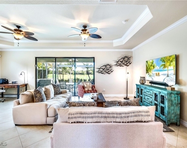 28623 Derry Court - Photo Thumbnail 9