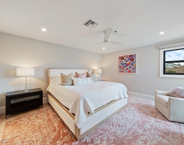569 Park Shore Drive - Photo Thumbnail 24