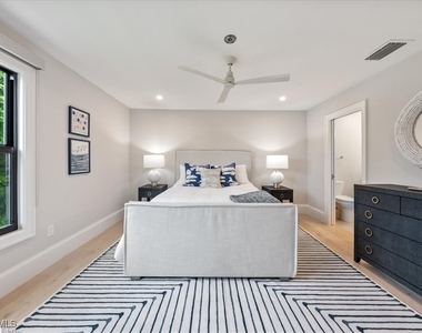 569 Park Shore Drive - Photo Thumbnail 28