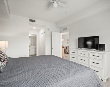 15285 Green Acres Avenue - Photo Thumbnail 24