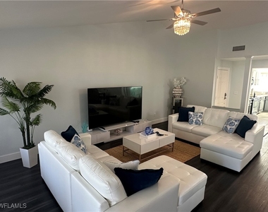 9828 Luna Circle - Photo Thumbnail 15