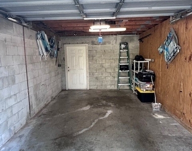 9828 Luna Circle - Photo Thumbnail 25