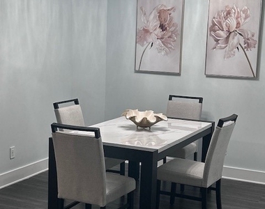 9828 Luna Circle - Photo Thumbnail 2
