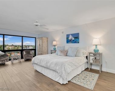 4751 Gulf Shore Boulevard N - Photo Thumbnail 23