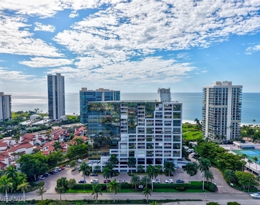 4751 Gulf Shore Boulevard N - Photo Thumbnail 1