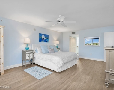 4751 Gulf Shore Boulevard N - Photo Thumbnail 24