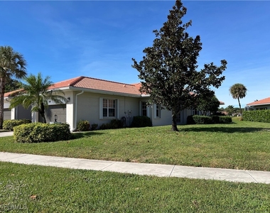 2081 Crestview Way - Photo Thumbnail 2