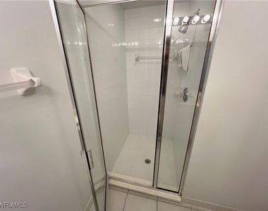 2081 Crestview Way - Photo Thumbnail 21