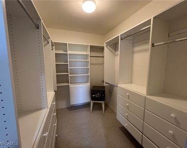 2081 Crestview Way - Photo Thumbnail 24