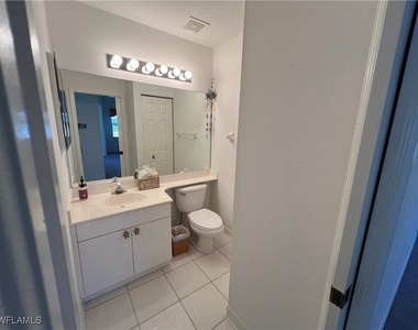 2081 Crestview Way - Photo Thumbnail 17
