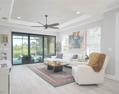 8013 Calle Canovas Court - Photo Thumbnail 2