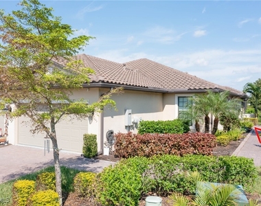 8013 Calle Canovas Court - Photo Thumbnail 24