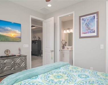 8013 Calle Canovas Court - Photo Thumbnail 18