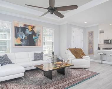8013 Calle Canovas Court - Photo Thumbnail 3