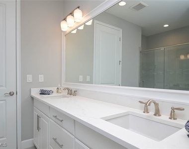 8013 Calle Canovas Court - Photo Thumbnail 15